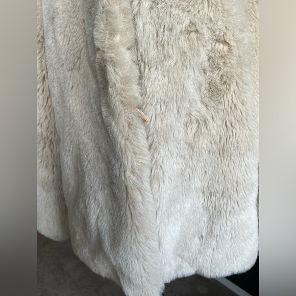 Vintage 90’s Jordache Women’s Faux Fur Jacket - Picture 8 of 16